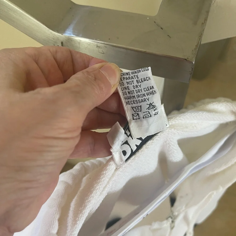 DKNY JEANS HOODED TOP - Picture 14 of 14